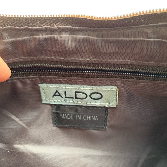 Vintage Aldo embroidered leather bag - Picture 5 of 5